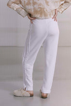 Lade das Bild in den Galerie-Viewer, Soft Hose Mit Inside-Out Elementen
