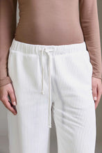 Lade das Bild in den Galerie-Viewer, Cordhose mit Tunnelzug
