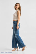 Lade das Bild in den Galerie-Viewer, TWEET Jeans Retro Flared Leg von DAWN