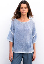Lade das Bild in den Galerie-Viewer, Blauer Kurzarm-Pullover im Used-Look
