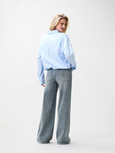 Lade das Bild in den Galerie-Viewer, Tuck in blouse