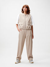 Lade das Bild in den Galerie-Viewer, Pinstripe tapered trousers