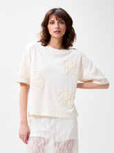 Lade das Bild in den Galerie-Viewer, Hibiscus tshirt