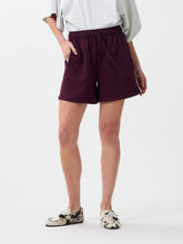Lade das Bild in den Galerie-Viewer, Tracksuit shorts