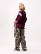 Lade das Bild in den Galerie-Viewer, Sportlicher Kurzarmpullover mit Grafikmuster
