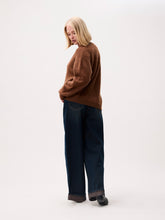 Lade das Bild in den Galerie-Viewer, CATWALK JUNKIE Super Soft Merino Knit Caramel – Bild 4