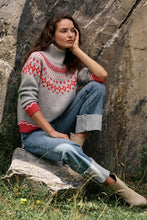 Lade das Bild in den Galerie-Viewer, Grauer Jacquardpullover aus 100% Merinowolle