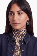 Lade das Bild in den Galerie-Viewer, Dunkelblaues Jeanshemd
