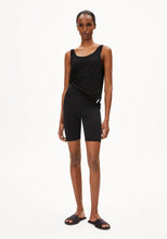 Lade das Bild in den Galerie-Viewer, NEDAA LITAA SHORTS in 2 Farben