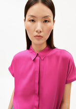 Lade das Bild in den Galerie-Viewer, LARISAANA  BLOUSE