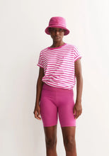 Lade das Bild in den Galerie-Viewer, IDAARA STRIPES T-SHIRT in 2 Farben
