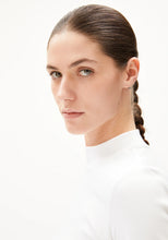 Lade das Bild in den Galerie-Viewer, FATIMAARA Longsleeve aus Bio-Baumwoll Mix in 2 Farben
