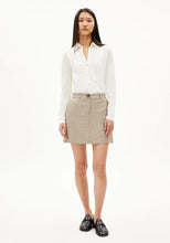 Lade das Bild in den Galerie-Viewer, NALAANNIA BLUSE