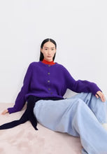 Lade das Bild in den Galerie-Viewer, SELMAA  Strickjacke aus Bio-Woll Mix in 2 Farben
