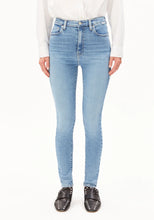 Lade das Bild in den Galerie-Viewer, INGAA HIGH WAIST SKINNY JEANS