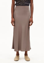 Lade das Bild in den Galerie-Viewer, LENOVAA SATIN ROCK