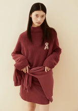 Lade das Bild in den Galerie-Viewer, ICONIC BLOUCLE KNIT SWEATER in 2 Farben