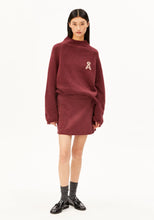 Lade das Bild in den Galerie-Viewer, ICONIC BLOUCLE KNIT SWEATER in 2 Farben