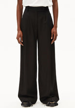 Lade das Bild in den Galerie-Viewer, KAAYUA HOSE BLACK