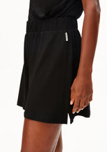 Lade das Bild in den Galerie-Viewer, RELAXED JERSEY-SHORTS