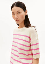 Lade das Bild in den Galerie-Viewer, GESTREIFTES LEINEN-MIX STRICKSHIRT in 2 Farben