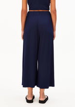 Lade das Bild in den Galerie-Viewer, CROPPED JERSEY-HOSE