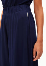 Lade das Bild in den Galerie-Viewer, CROPPED JERSEY-HOSE
