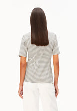 Lade das Bild in den Galerie-Viewer, Nalitaa Stripe Blouse