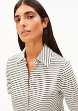 Lade das Bild in den Galerie-Viewer, Nalitaa Stripe Blouse