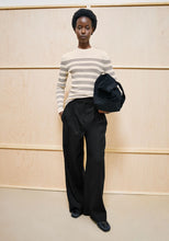 Lade das Bild in den Galerie-Viewer, ALAANIA  STRIPE KNIT SWEATER