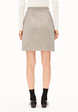 Lade das Bild in den Galerie-Viewer, Cotton-Wool Mini Knit Skirt
