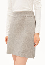 Lade das Bild in den Galerie-Viewer, Cotton-Wool Mini Knit Skirt