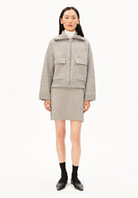 Lade das Bild in den Galerie-Viewer, Cotton-Wool Bomber Knit Jacket dark honey melange