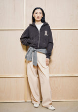 Lade das Bild in den Galerie-Viewer, Cropped Zipper Sweat