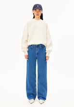 Lade das Bild in den Galerie-Viewer, Alizaa College Sweat undyed