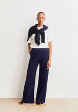 Lade das Bild in den Galerie-Viewer, Basic Jersey Wide Leg Pant tinted navy