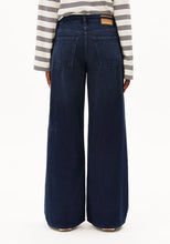 Lade das Bild in den Galerie-Viewer, ASTRAEAAS WIDE LEG JEANS in verschiedenen Waschungen