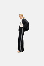Lade das Bild in den Galerie-Viewer, Etienne track black
