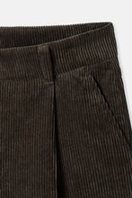 Lade das Bild in den Galerie-Viewer, Ortensia Cordhose