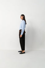 Lade das Bild in den Galerie-Viewer, Ortensia Cordhose