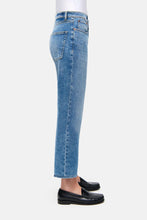 Lade das Bild in den Galerie-Viewer, Jeans Gini von Cambio