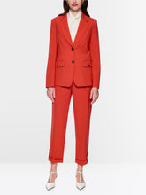 Lade das Bild in den Galerie-Viewer, Taillierter Blazer mit gerundetem Saum
