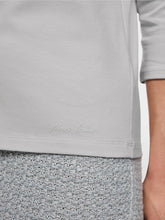 Lade das Bild in den Galerie-Viewer, T-Shirt mit U-Boot-Ausschnitt in 2 Farben