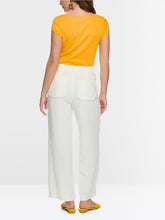 Lade das Bild in den Galerie-Viewer, Basicshirt aus Baumwollstretch in 2 Farben