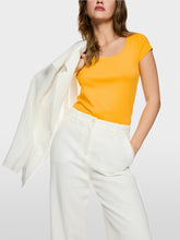 Lade das Bild in den Galerie-Viewer, Basicshirt aus Baumwollstretch in 2 Farben