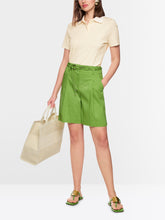 Lade das Bild in den Galerie-Viewer, Poloshirt mit Leomuster