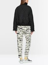 Lade das Bild in den Galerie-Viewer, Wattierte Steppjacke