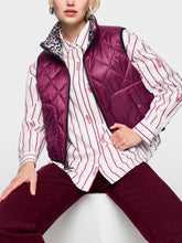 Lade das Bild in den Galerie-Viewer, Wendbare Weste "Rethink Together"