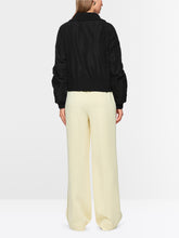 Lade das Bild in den Galerie-Viewer, Cardigan Knitted in Germany
