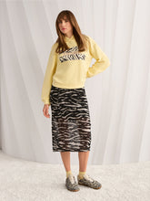 Lade das Bild in den Galerie-Viewer, Sweatshirt mit Animal Print
